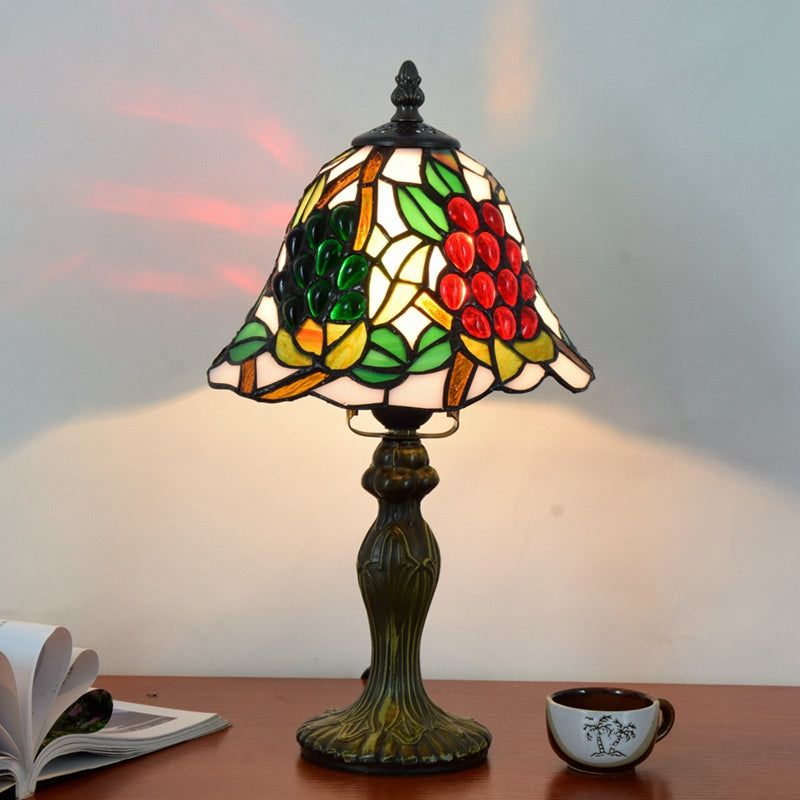 Stained Glass European Retro Bedside Table Lamp
